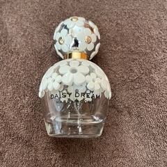 🉐空き瓶【マークジェイコブス　DAISY DREAM】