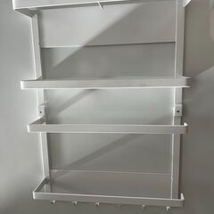 【譲ります】ニトリ マグネットマルチラック(FLAT ホワイト)