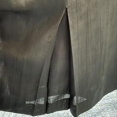 (数回着用)スカート　黒地の画像