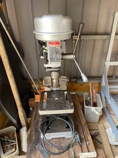 マキタ　ボール盤TB130