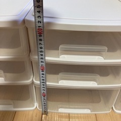 3段クリアケース　4セットの画像
