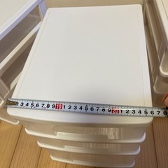 3段クリアケース　4セットの画像