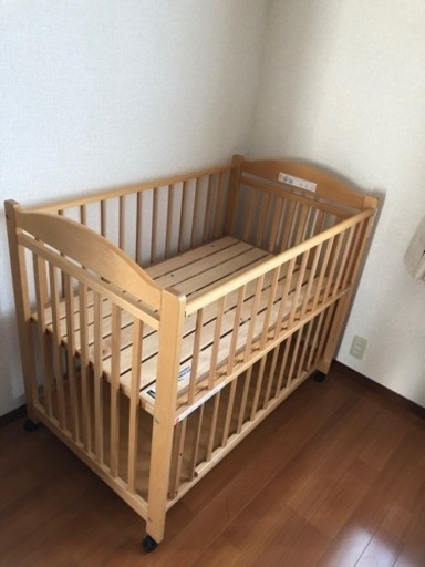 受け渡しする方決まりました。サワベビー　ベビーベッド
