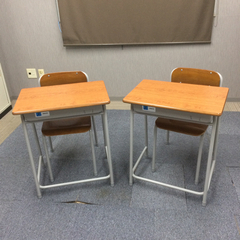 △コクヨ 生徒用机 2台 生徒用椅子 2脚 2号  標準身長 1...