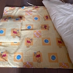 プーさんのお昼寝セット　子供布団の画像
