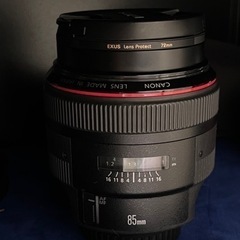 EF85mm F1.2L II USM