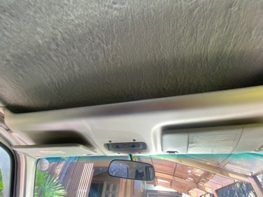 バモスから取り外したオーバーヘッドコンソールです