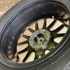 16インチ　スノータイヤの画像