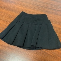 黒のスカート