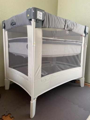 ベビーベッド　アップリカ【ココネルエアAB】美品