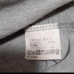 THE NORTH FACE（ノースフェイス）Tシャツ　グレーの画像