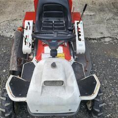 乗用草刈り機　オーレック　RM95　AT 　現状