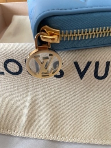 完全未使用　LOUIS VUITTON財布