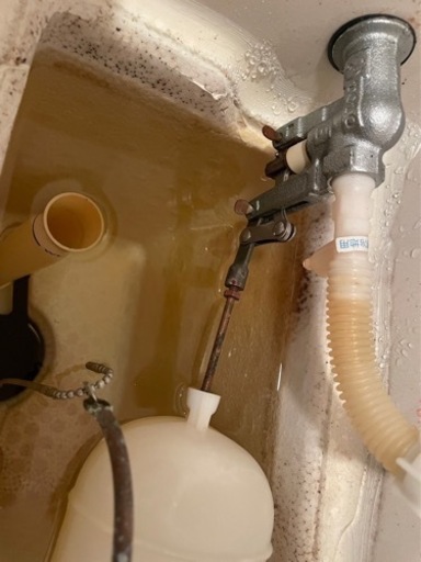 トイレのボールタップ取り替え