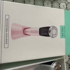 多機能温冷美顔器の画像