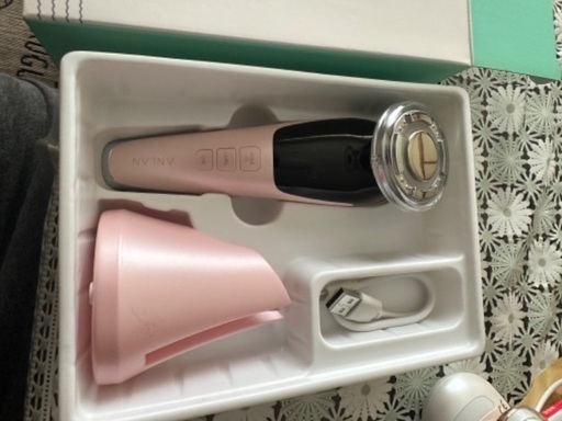 多機能温冷美顔器