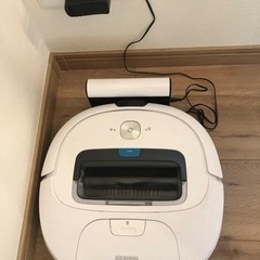 【掃除機機能&水拭き機能両方搭載】アイリスオーヤマ ロボット掃除機 IC-R01-W