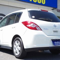 【運転しやすく座席が座りやすい車！！】　コンパクトの中でも運転し...