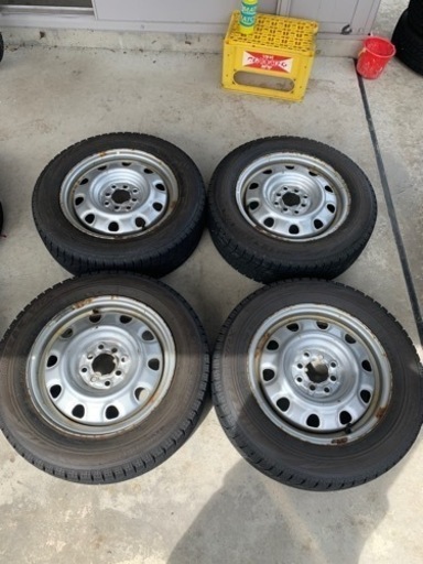 19年製　185/65/15 スタッドレス　ブリジストン　VRX