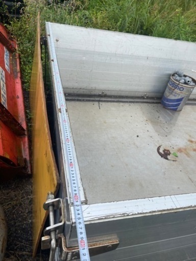 トラック　アルミ　アオリ