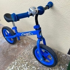 自転車　ストライダー　購入時の箱とプロテクター付き