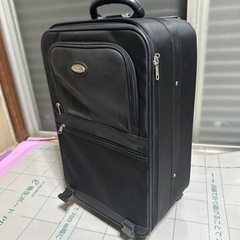 小型スーツケースの画像