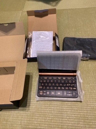 【新品未使用】収納ケース付き　電子辞書 CASIO エスクワード　プロフェッショナルモデル　XD-SX20000