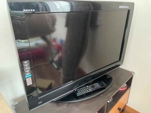 東芝　REGZA 32型