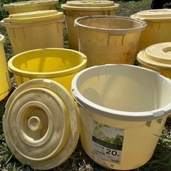漬物樽、バケツ、つけものの画像