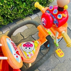 アンパンマン　三輪車　の画像