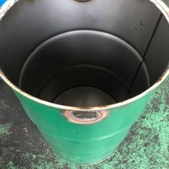 【売れました】ドラム缶 200L 1本。勝手に加工済み価格。