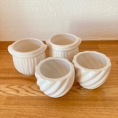 未使用　陶製ポット　4個セットの画像