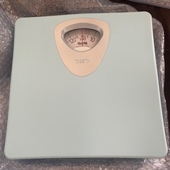 箱付き新品同様TANITA体重計