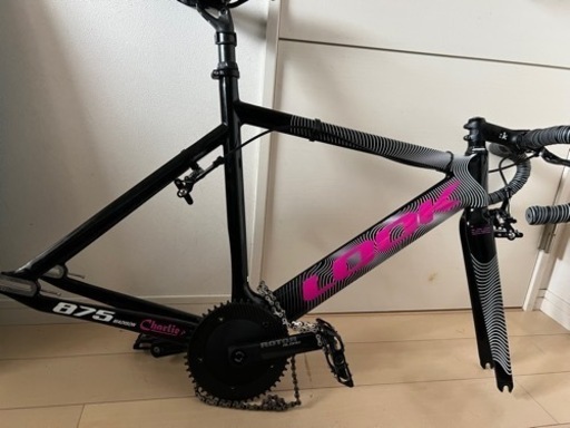 トラックフレーム