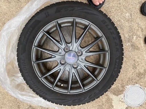 【譲渡済】ブリザックVRX2 15インチ 2022年製 スタッドレス 【冬タイヤ】