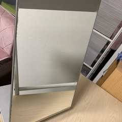 中古美品　イケア　TYSNES ティスネス テーブルミラー, 22x39 cm  鏡　卓上　ミラー　コスメ　玄関　リビング　テーブルの画像