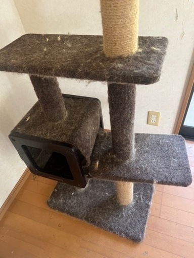 受け渡し者決まりました。キャットケージ、キャットタワー、キャットトイレ、猫砂、スコップ