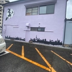 お酒と歌と軽食のお店『カムオンみか』 − 福岡県
