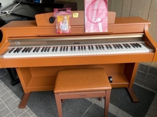 中古美品です　YAMAHA 電子ピアノClavinova クラビノーバ CLP-330