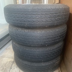 ニッサン　バネット用　タイヤ4本の画像