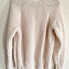 UNIQLOUライトウェイトローゲージクルーネックセーターの画像