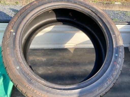 245/45-19未使用タイヤ4本