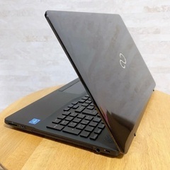 最新Windows 11 9月分③ 富士通 ノートパソコン  高速PC HDD320GB の画像