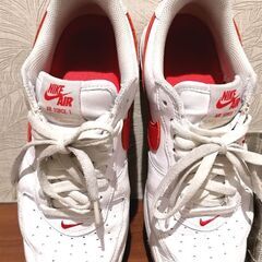ナイキ NIKE エアーフォース 白/赤 27cmの画像