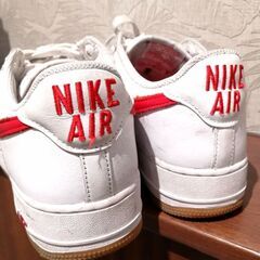 ナイキ NIKE エアーフォース 白/赤 27cmの画像