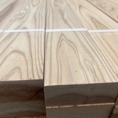 【最上グレード】杉 3000×45×105(mm) バラ売り！！間柱、デッキ、造作材、下地、DIYなどに。在庫90本ありますので複数の方へ販売できます。の画像