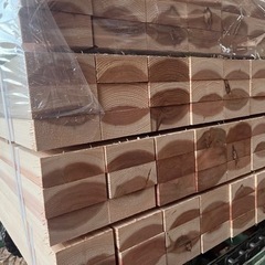 【最上グレード】杉 3000×45×120(mm) バラ売り！間柱、デッキ、造作材、下地、DIYなどに。在庫110本ありますので複数の方へ販売できます。の画像