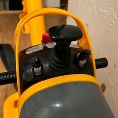 乗用玩具 マイクロショベル コマツPC01の画像