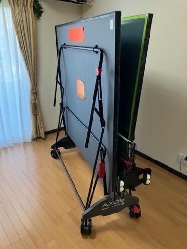 折りたたみ式卓球台