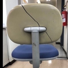オフィスチェアーの画像